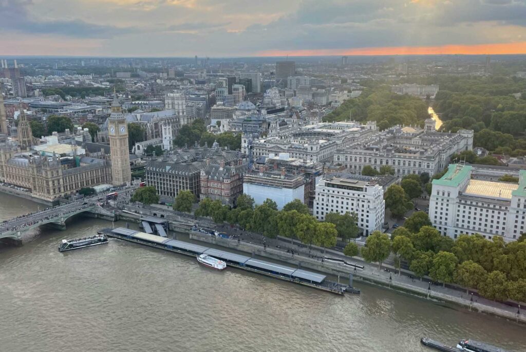 Parlamento de Londres visto desde las alturas